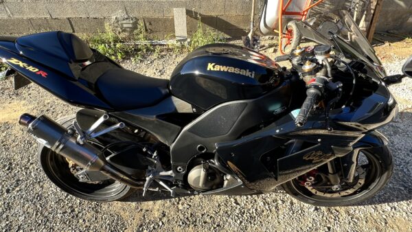 KAWASAKI ZX10R 2006 – Image 15