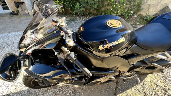 KAWASAKI ZX10R 2006 – Image 19