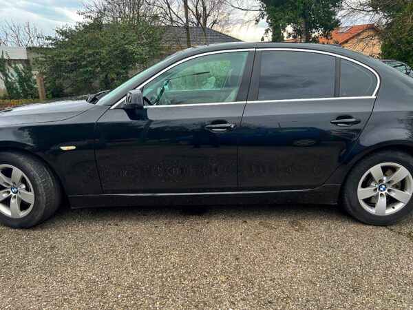 BMW 520D EXCELLIS 177CV 2010 – Image 22