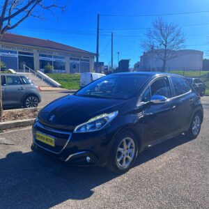 Peugeot 208 B-Hdi 75 Active