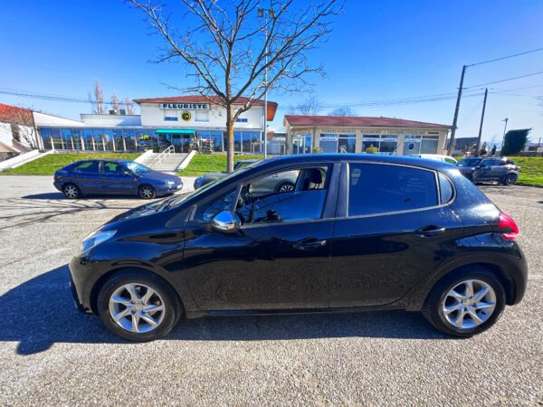 Peugeot 208 B-Hdi 75 Active – Image 22