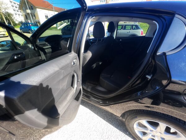 Peugeot 208 B-Hdi 75 Active – Image 9