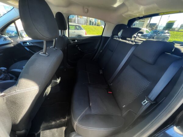 Peugeot 208 B-Hdi 75 Active – Image 8
