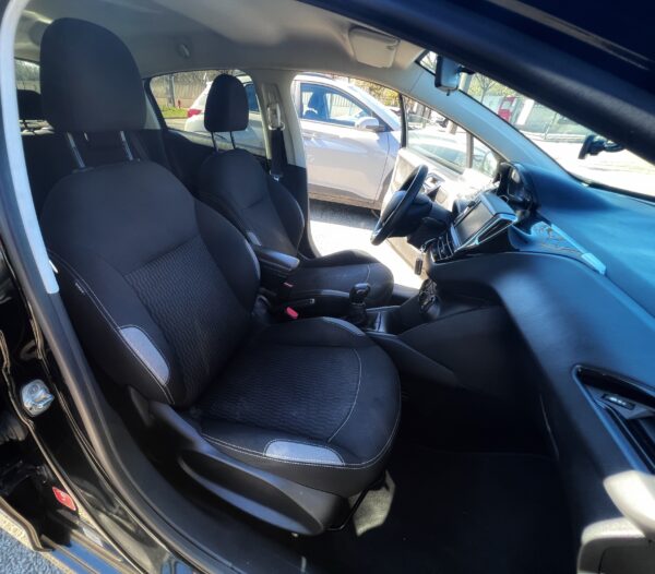 Peugeot 208 B-Hdi 75 Active – Image 4
