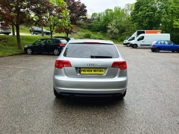 AUDI A3 SportBack Attraction 1.6 TDIe 105 2012 (8P ph 2) – Image 11
