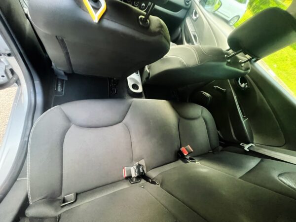 Renault Clio IV 1.5 DCi 90 Buisness Eco 2 – Image 3