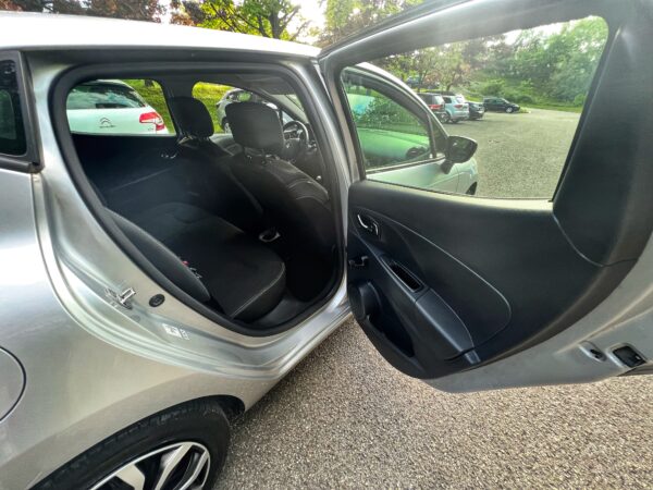 Renault Clio IV 1.5 DCi 90 Buisness Eco 2 – Image 14