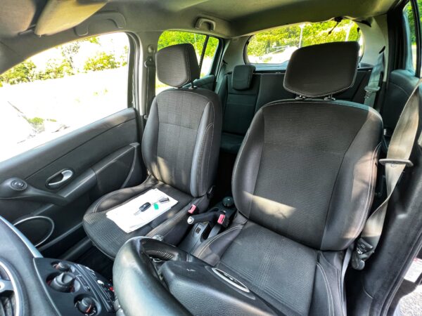 RENAULT CLIO III 1.5 DCI 90 DYNAMIQUE – Image 28